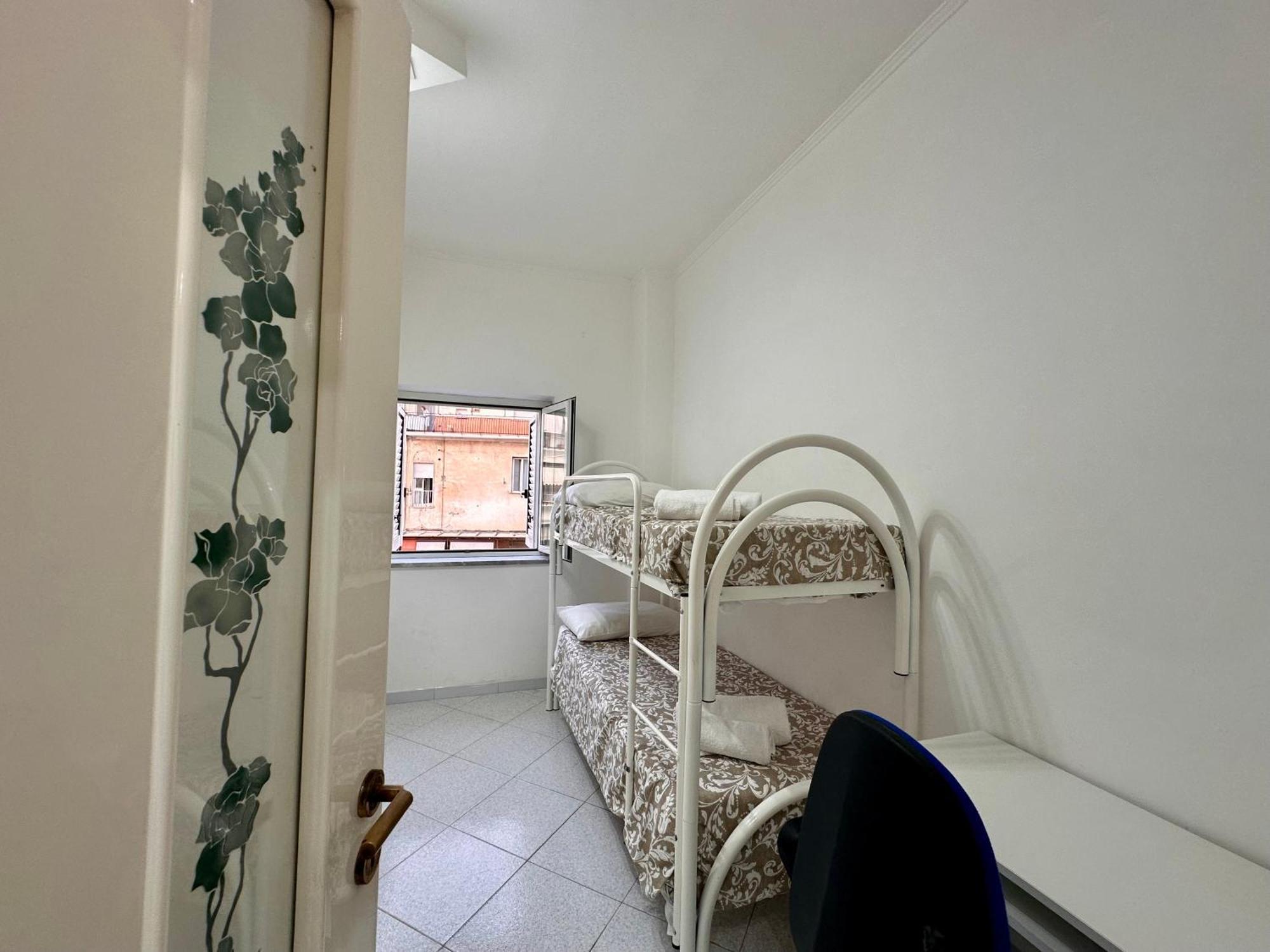 Casa Vacanze Bergame Villa Наполи Екстериор снимка